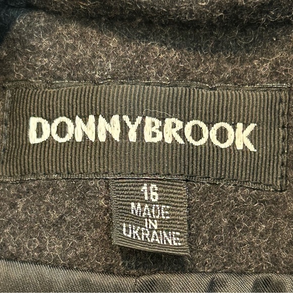 Donnybrook 100% Wool Grey Long Overcoat Double Breasted Sz 16 Pockets Classic - Picture 5 of 6
